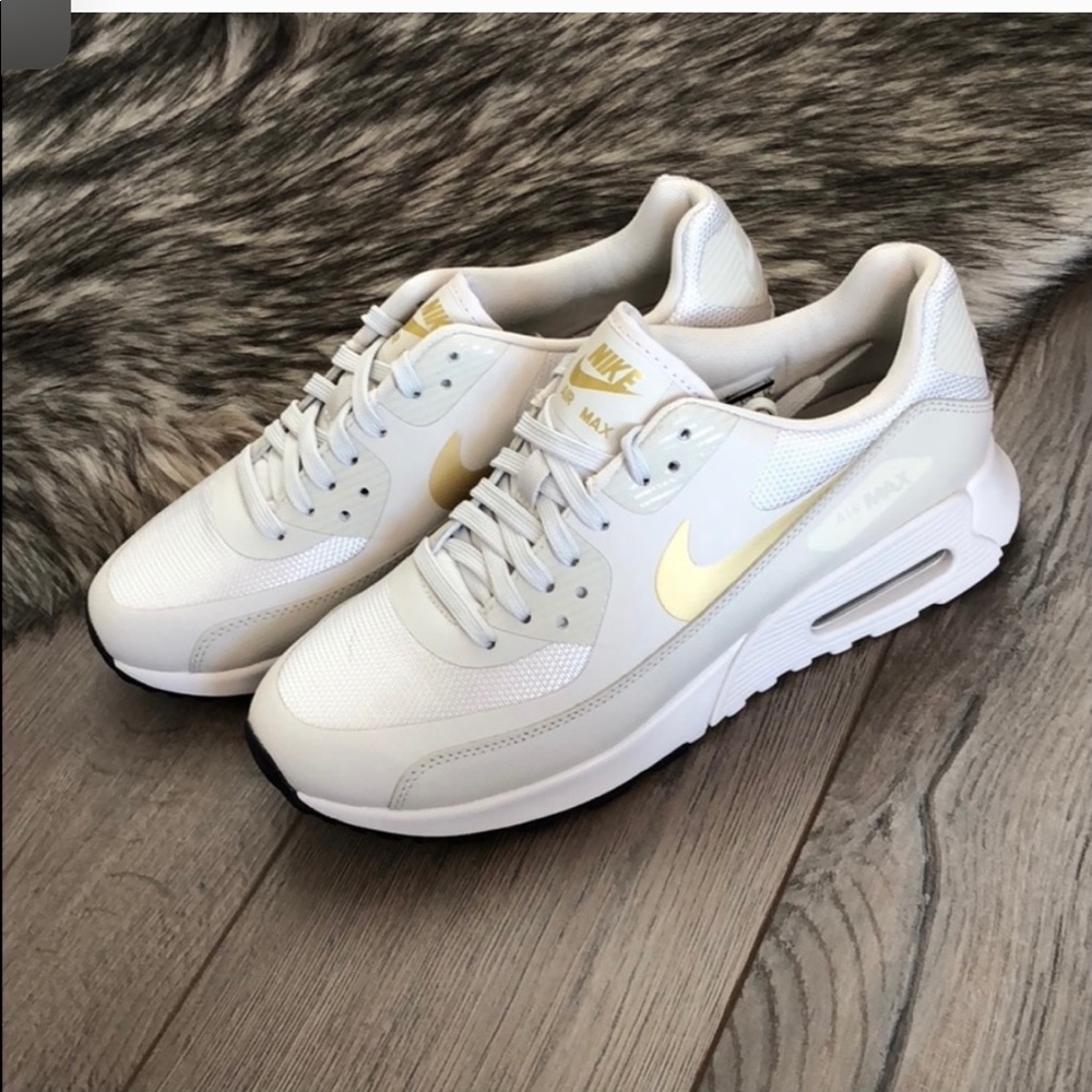 Nike air max